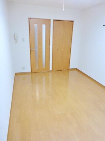 ドゥベルジュールの物件内観写真